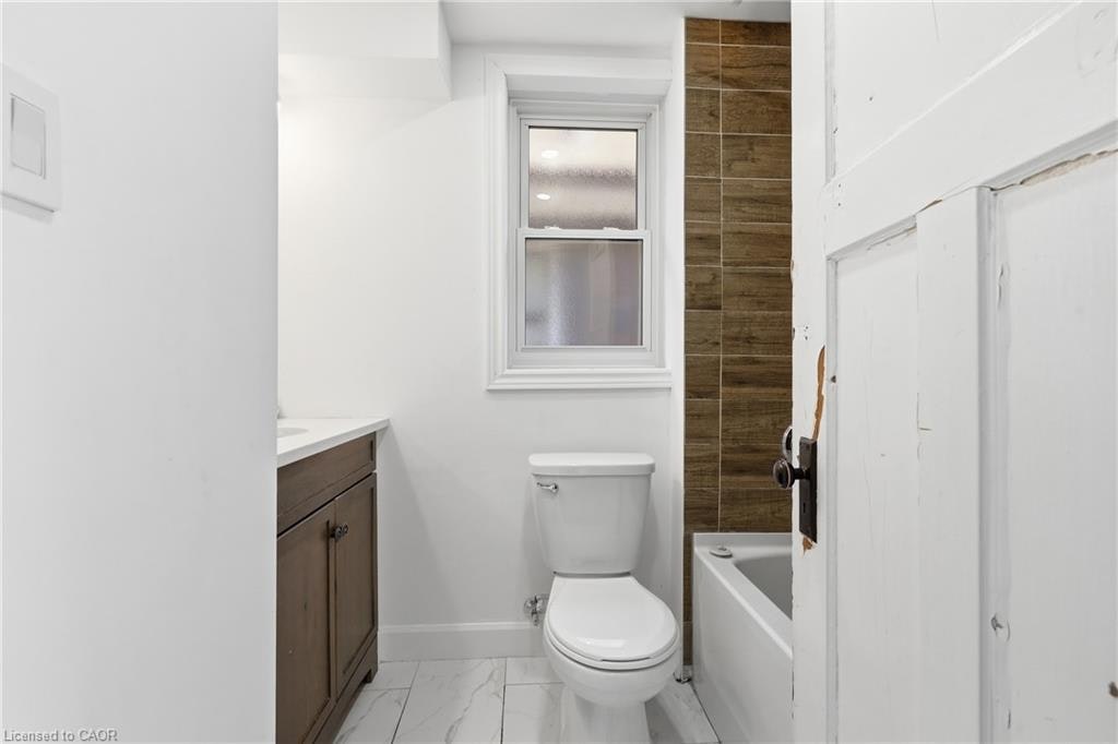 115 Kensington Avenue N, Hamilton, ON, L8L 7N3 - 18