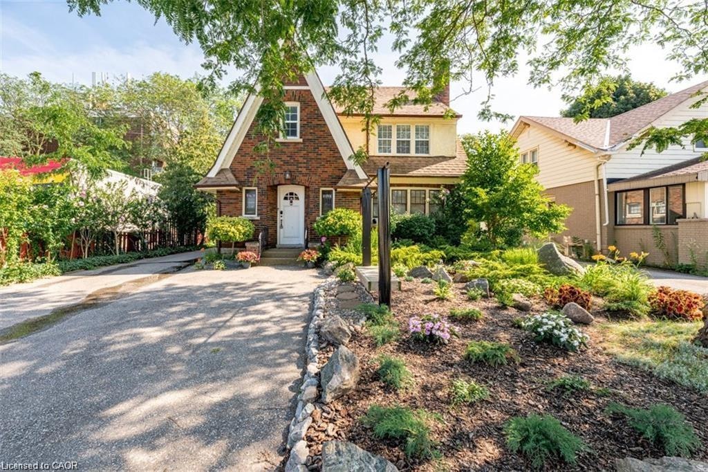 6942 Lundys Lane, Niagara Falls, ON, L2G 1V9