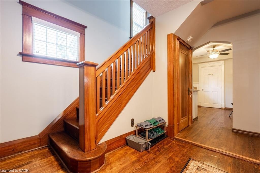 6942 Lundys Lane, Niagara Falls, ON, L2G 1V9 - 5