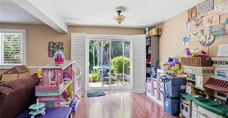 26 Titmouse Court, Hamilton, ON, L9A 4Y9 - 16