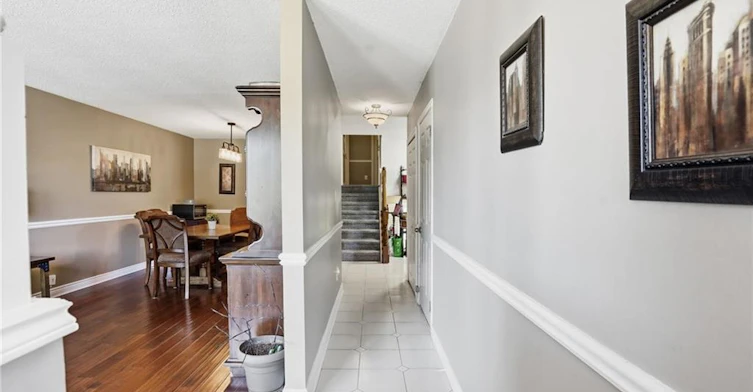 26 Titmouse Court, Hamilton, ON, L9A 4Y9 - 2