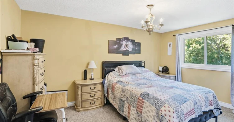 26 Titmouse Court, Hamilton, ON, L9A 4Y9 - 26