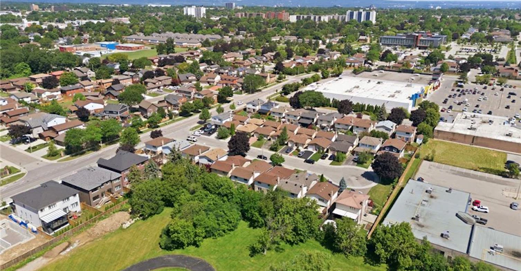 26 Titmouse Court, Hamilton, ON, L9A 4Y9 - 45