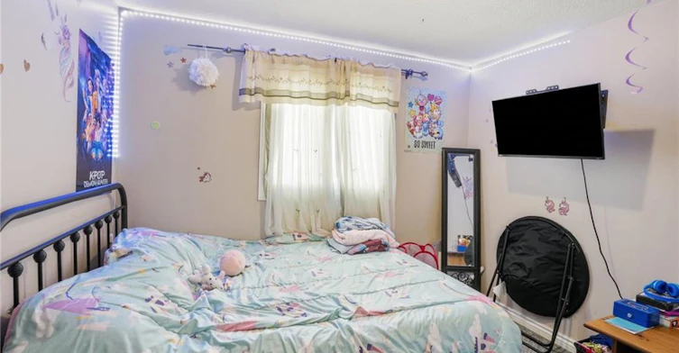 26 Titmouse Court, Hamilton, ON, L9A 4Y9 - 32