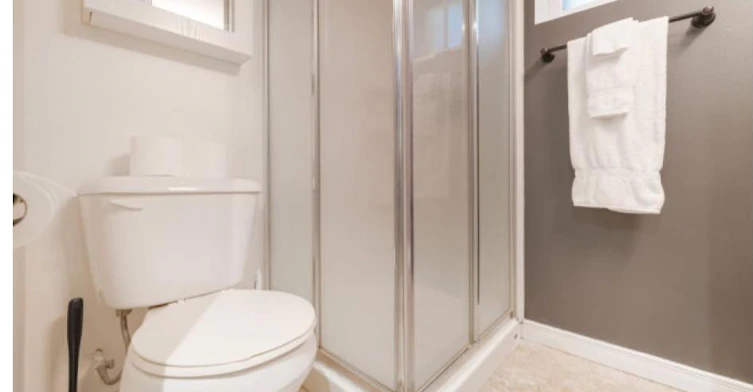 Lower Level-28 Spring Street W, Waterloo, ON, N2L 2Z8 - 7