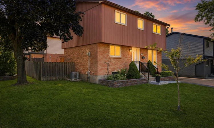 14 Berrisfield Crescent