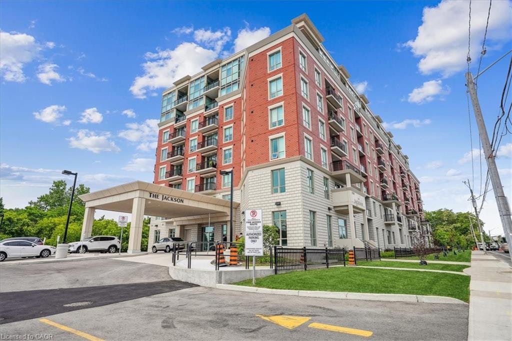 402-2750 King Street E, Hamilton, ON, L8G 0B8