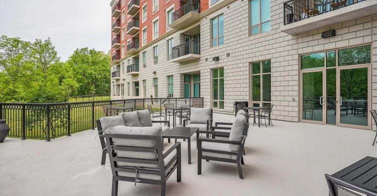 402-2750 King Street E, Hamilton, ON, L8G 0B8 - 17