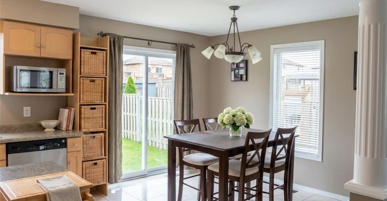 37 Chester Drive, Cambridge, ON, N1T 2C4 - 4