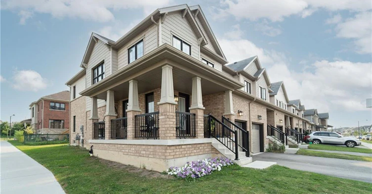 65 Prestwick Street, Hamilton, ON, L8J 0K6 - 2