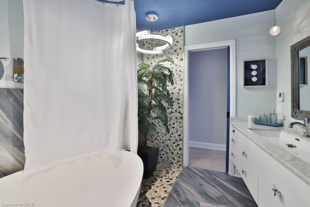 1352 Nocturne Court, Mississauga, ON, L5H 2L8 - 22