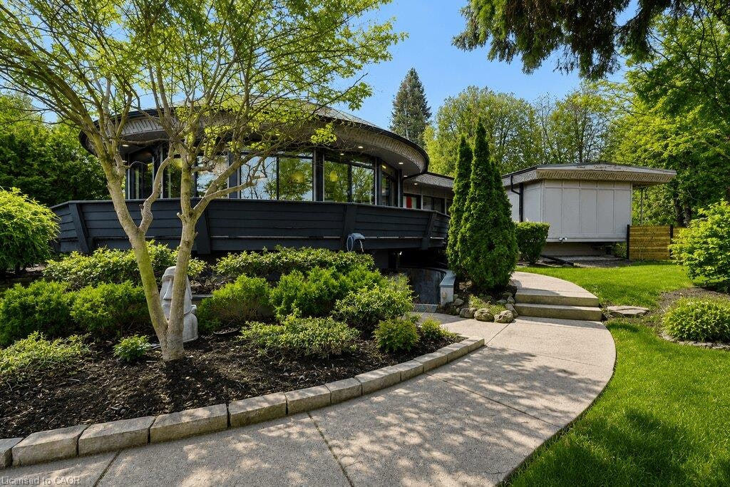 1352 Nocturne Court, Mississauga, ON, L5H 2L8 - 2