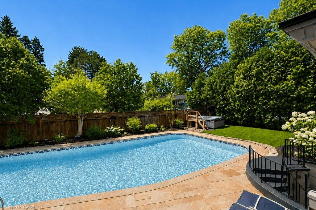 1352 Nocturne Court, Mississauga, ON, L5H 2L8 - 37