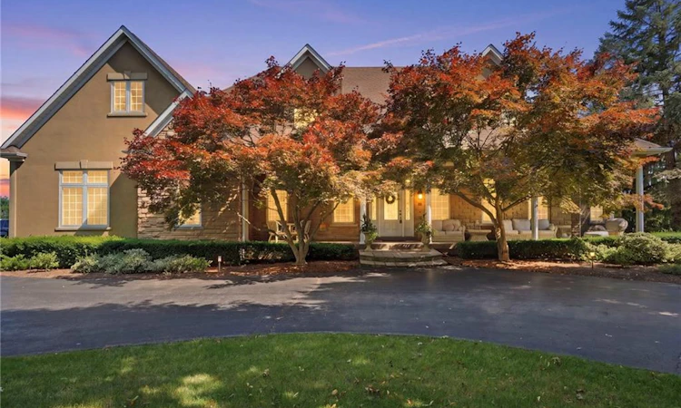 11 Palomino Drive