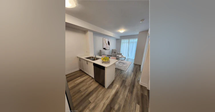124-5055 Greenlane Road, Lincoln, ON, L0R 1B3 - 2