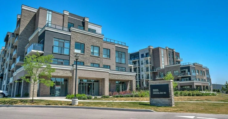 124-5055 Greenlane Road, Lincoln, ON, L0R 1B3