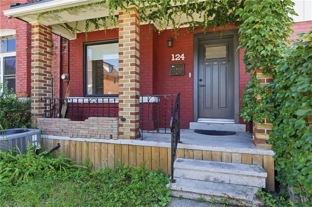 124 Park Street N, Hamilton, ON, L8R 2N3 - 4
