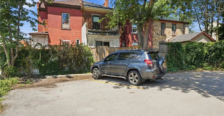 124 Park Street N, Hamilton, ON, L8R 2N3 - 34
