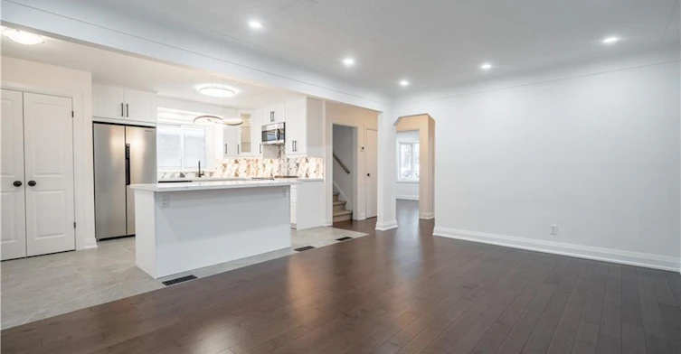 Upper-356 East 17th Street, Hamilton, ON, L9A 4N2 - 9