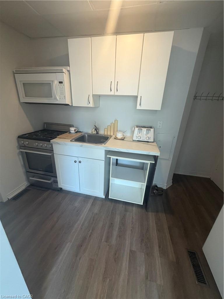 1-944 King Street W, Hamilton, ON, L8S 1K8 - 4