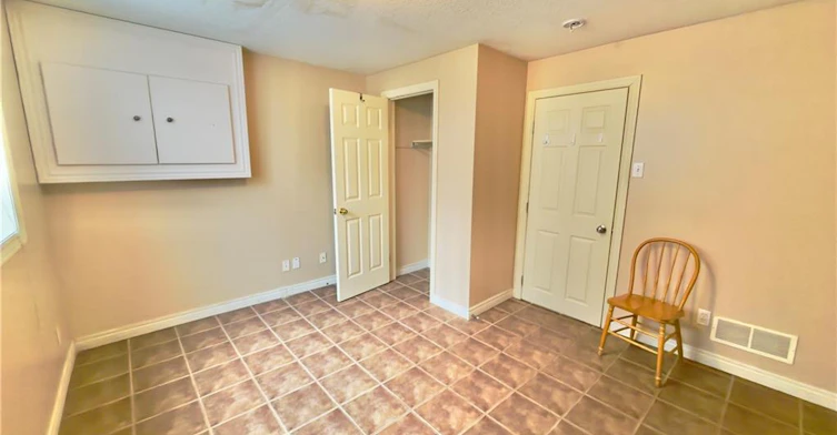 16 Marshall Street, Waterloo, ON, N2J 2T2 - 14