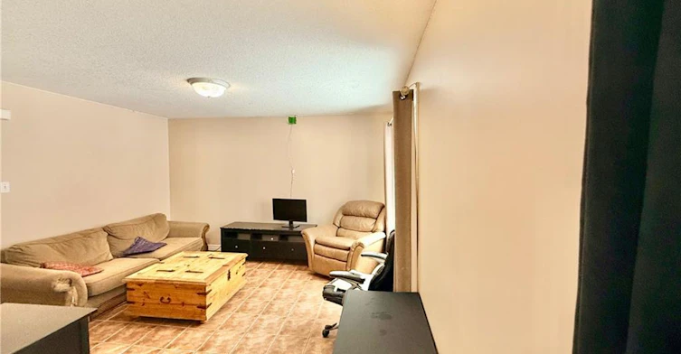 16 Marshall Street, Waterloo, ON, N2J 2T2 - 3