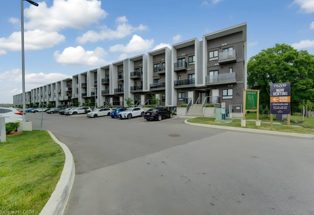 18A-1430 Highland Road W, Kitchener, ON, N2N 0C3