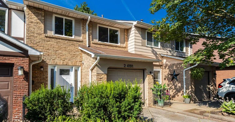 2-4191 LONGMOOR Longmoor Drive, Burlington, ON, L7L 5J9