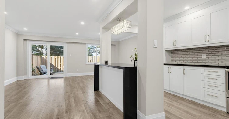 2-4191 LONGMOOR Longmoor Drive, Burlington, ON, L7L 5J9 - 3