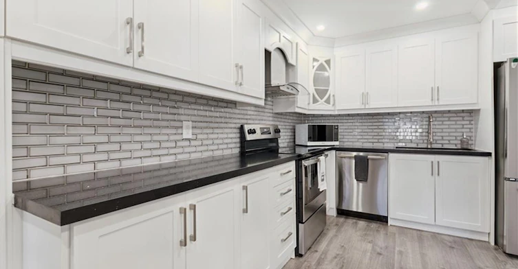 2-4191 LONGMOOR Longmoor Drive, Burlington, ON, L7L 5J9 - 4
