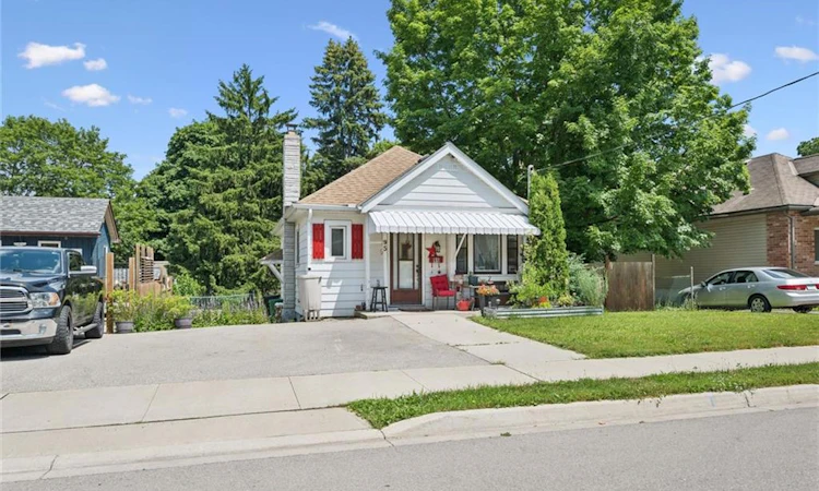 95 Forest Road