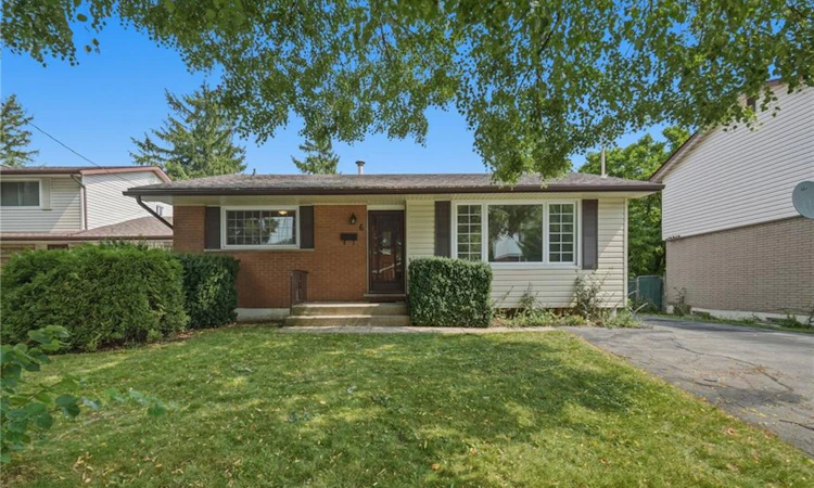 6 Caprice Court