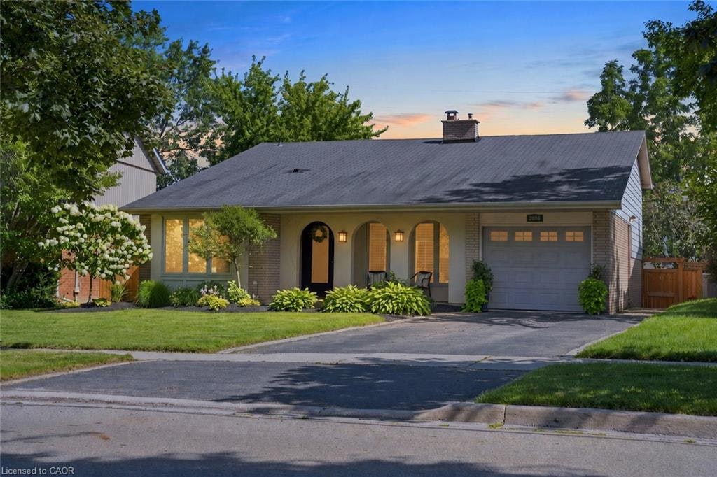 2086 Cavendish Drive, Burlington, ON, L7P 1Z1