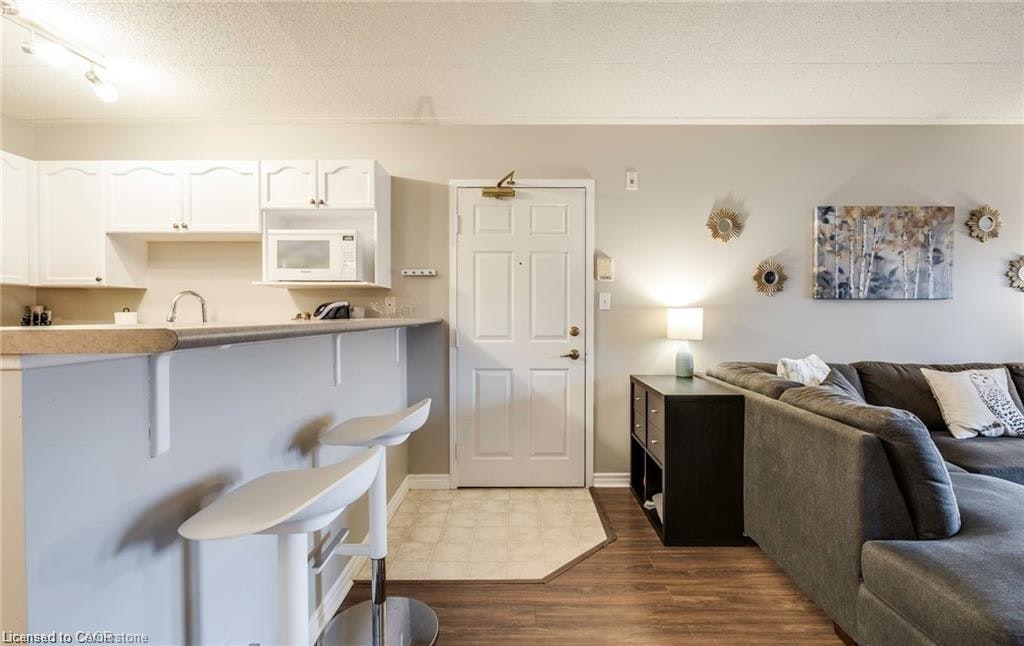 104-1411 Walkers Line, Burlington, ON - 7