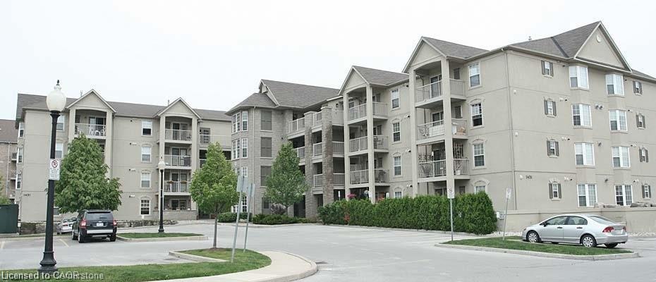 104-1411 Walkers Line, Burlington, ON