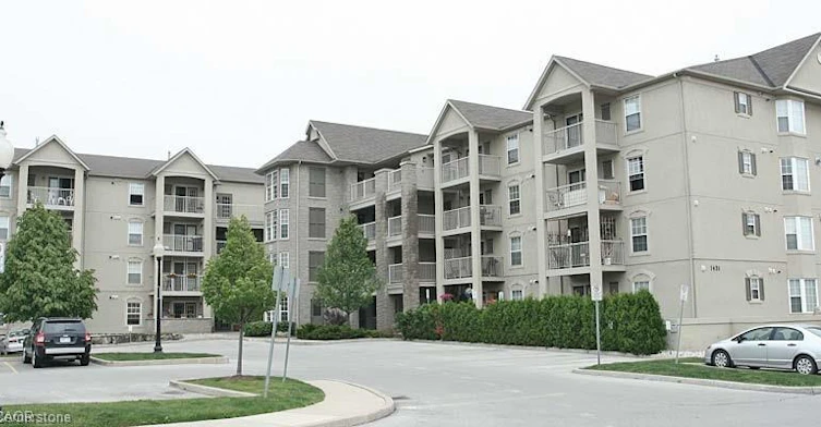 104-1411 Walkers Line, Burlington, ON
