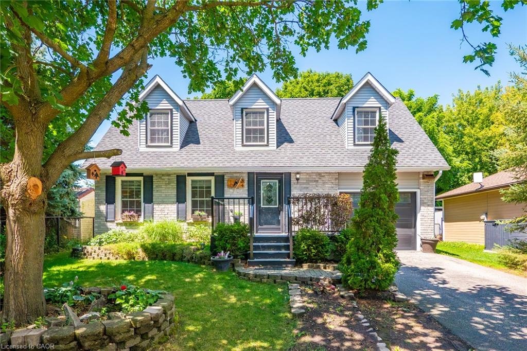34 Peachtree Crescent, Cambridge, ON, N1S 4W5