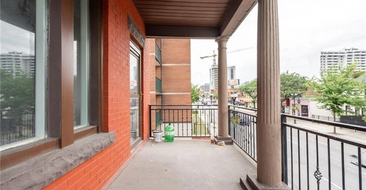 Upper-241-243 King Street W, Hamilton, ON, L8P 1A7 - 9
