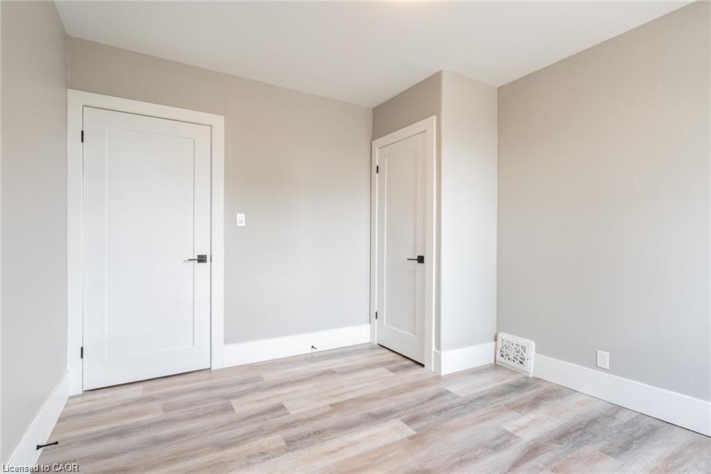 Upper-241-243 King Street W, Hamilton, ON, L8P 1A7 - 5