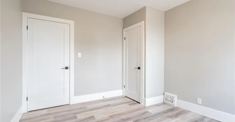 Upper-241-243 King Street W, Hamilton, ON, L8P 1A7 - 5