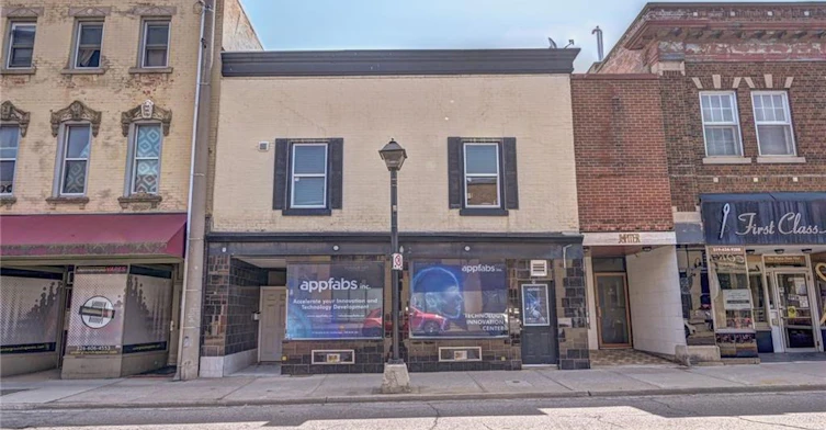 3-13-15 Ainslie Street, Cambridge, ON, N1R 3J3