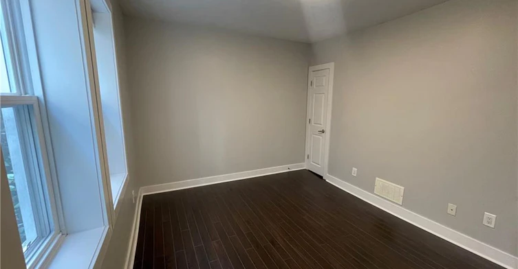 202-1544 King Street E, Hamilton, ON, L8K 1S9 - 9
