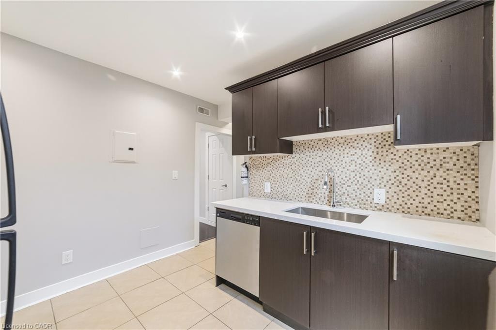 301-1544 King Street E, Hamilton, ON, L8K 1S9 - 3