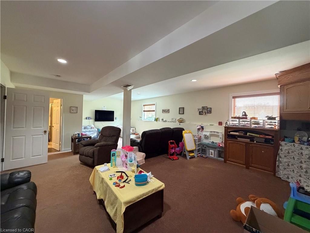 436 Gatestone Boulevard, Waterloo, ON, N2T 2J3 - 10