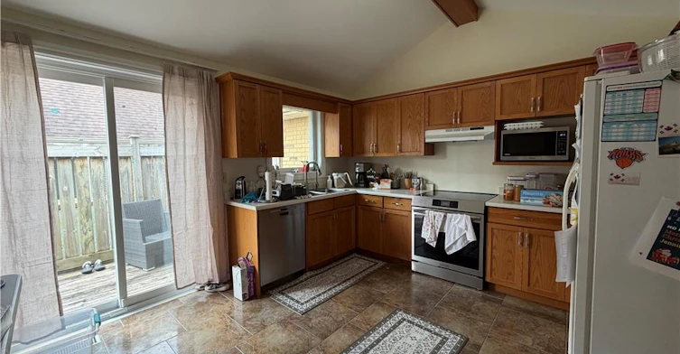 436 Gatestone Boulevard, Waterloo, ON, N2T 2J3 - 6