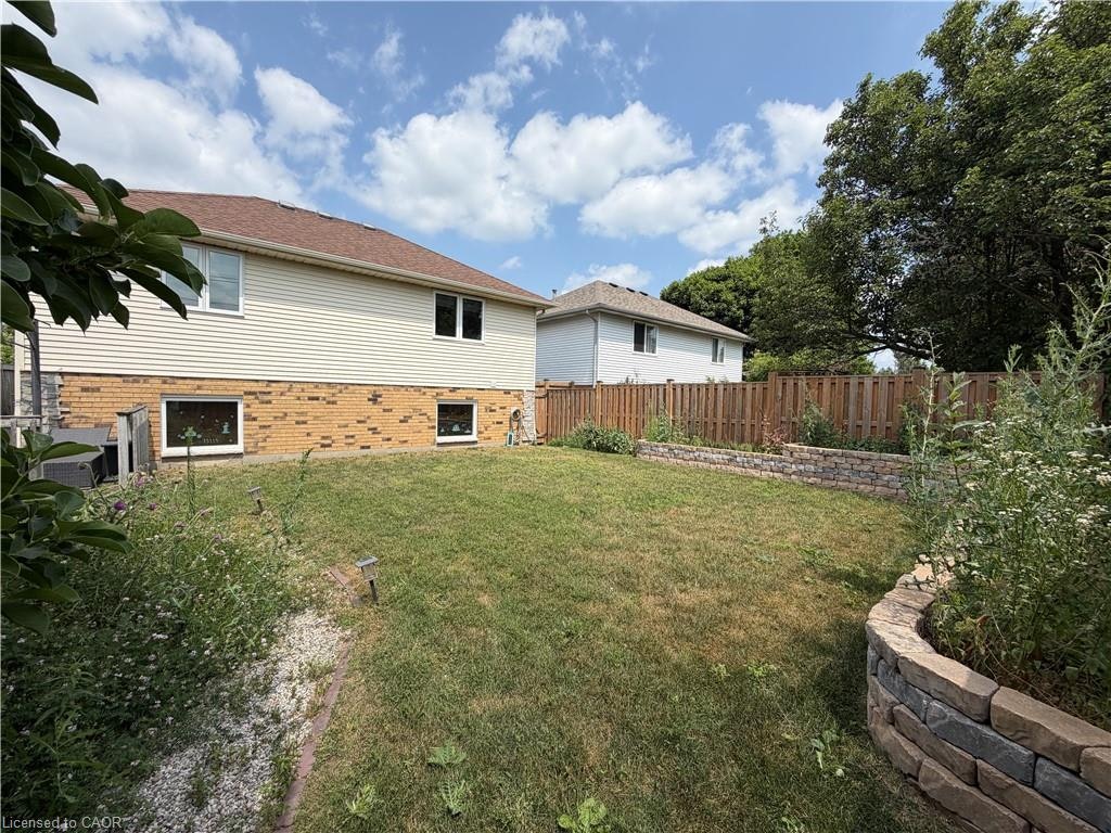 436 Gatestone Boulevard, Waterloo, ON, N2T 2J3 - 18