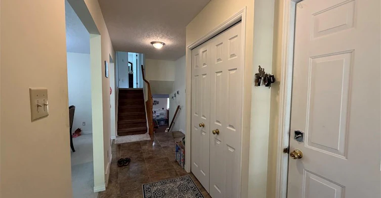 436 Gatestone Boulevard, Waterloo, ON, N2T 2J3 - 4