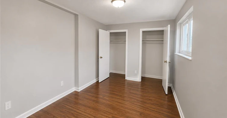 12-15 Empire Street, Welland, ON, L3B 2L3 - 9