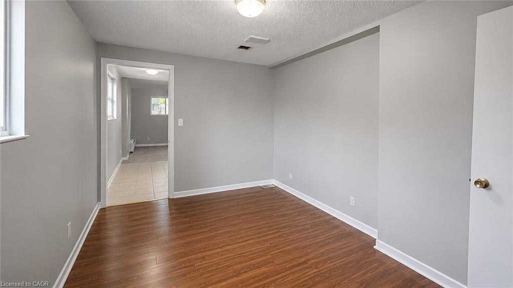 12-15 Empire Street, Welland, ON, L3B 2L3 - 8