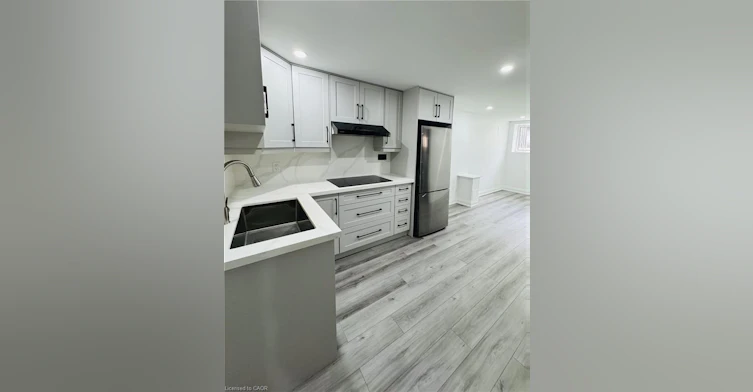 BASEMENT-5450 Bellaggio Crescent, Mississauga, ON, L5V 0C6 - 5